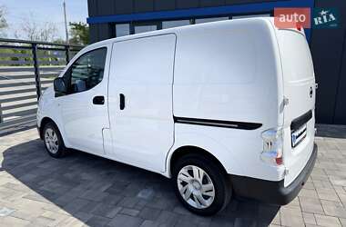 Грузовой фургон Nissan e-NV200 2019 в 