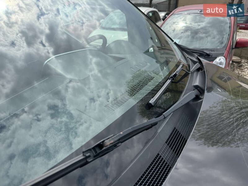 Вантажний фургон Nissan e-NV200 2015 в Тернополі