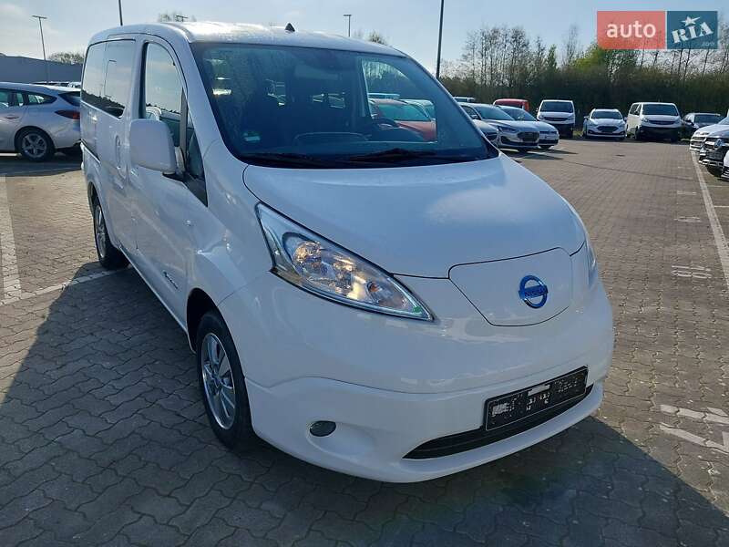 Мінівен Nissan e-NV200 2021 в 