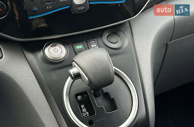 Минивэн Nissan e-NV200 2019 в 