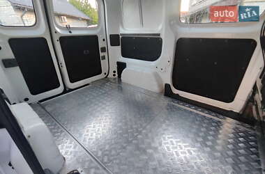 Грузовой фургон Nissan e-NV200 2019 в 
