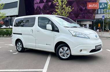 Минивэн Nissan e-NV200 2016 в Киеве