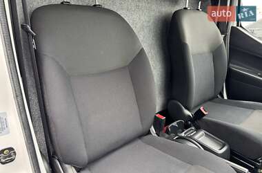 Грузовой фургон Nissan e-NV200 2019 в 