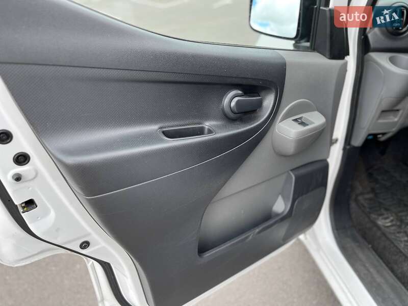 Мінівен Nissan e-NV200 2019 в Вінниці фото 18 Мінівен Nissan e-NV200 2019 в Вінниці