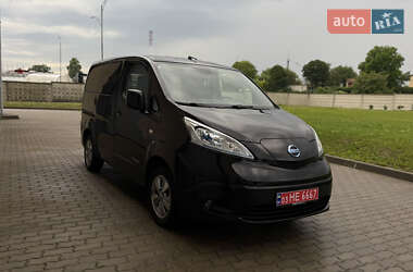 Мінівен Nissan e-NV200 2016 в 