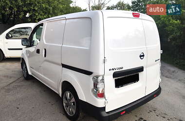 Грузовой фургон Nissan e-NV200 2019 в 