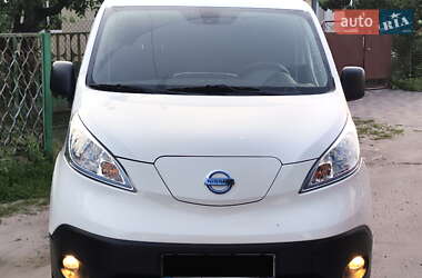 Грузовой фургон Nissan e-NV200 2019 в 
