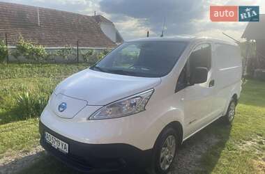 Вантажний фургон Nissan e-NV200 2018 в Ужгороді
