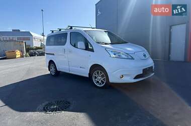 Мінівен Nissan e-NV200 2015 в Вінниці
