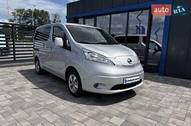 Минивэн Nissan e-NV200 2015 в Ровно
