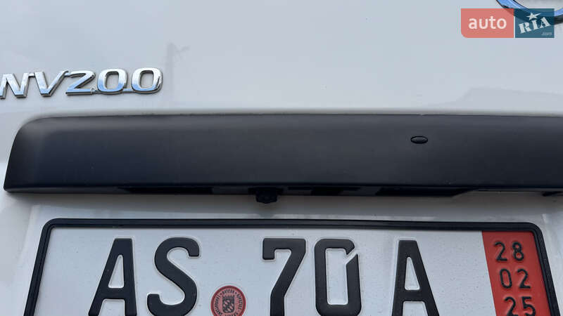 Грузовой фургон Nissan e-NV200 2020 в Ужгороде