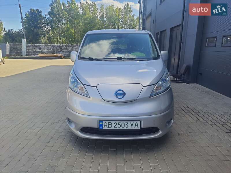 Мінівен Nissan e-NV200 2019 в Вінниці