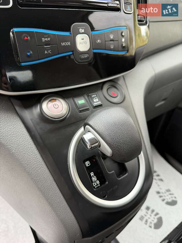 Мінівен Nissan e-NV200 2014 в Дрогобичі