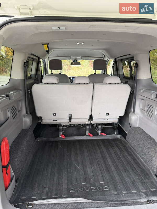 Мінівен Nissan e-NV200 2014 в Дрогобичі