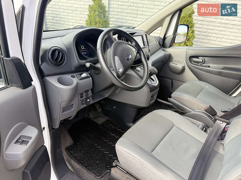 Вантажний фургон Nissan e-NV200 2015 в Дніпрі фото 6 Вантажний фургон Nissan e-NV200 2015 в Дніпрі
