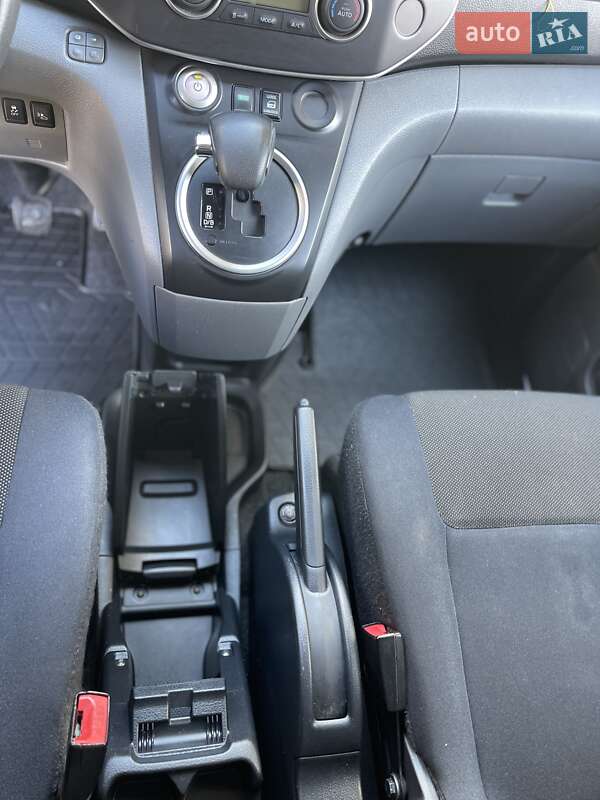 Грузовой фургон Nissan e-NV200 2019 в Хмельницком