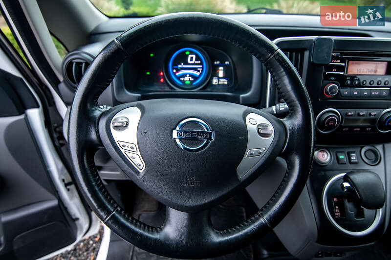 Грузовой фургон Nissan e-NV200 2019 в Умани