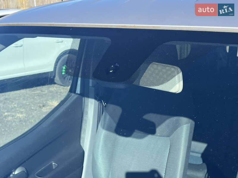 Мінівен Nissan e-NV200 2018 в Луцьку