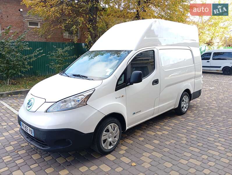 Nissan e-NV200 2020