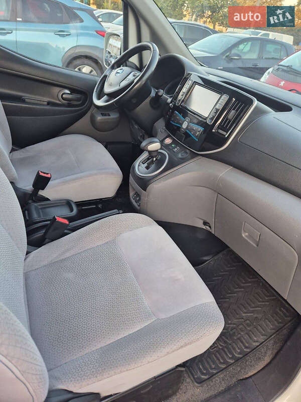 Минивэн Nissan e-NV200 2014 в Житомире фото 7 Минивэн Nissan e-NV200 2014 в Житомире