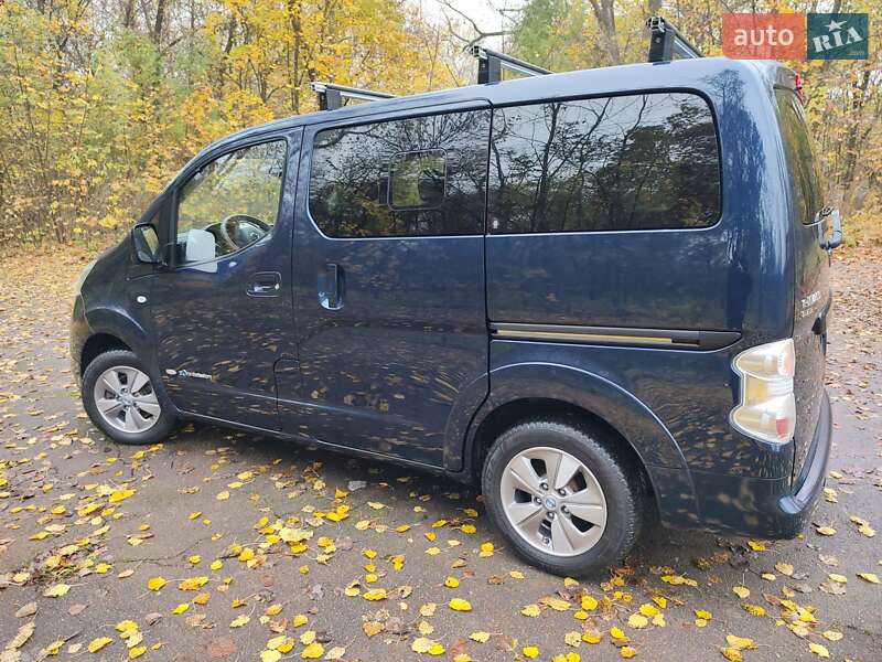 Мінівен Nissan e-NV200 2015 в Бердичеві фото 8 Мінівен Nissan e-NV200 2015 в Бердичеві