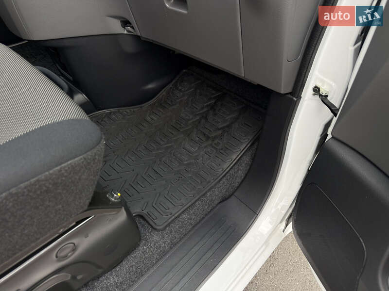 Вантажний фургон Nissan e-NV200 2020 в Вінниці фото 34 Вантажний фургон Nissan e-NV200 2020 в Вінниці