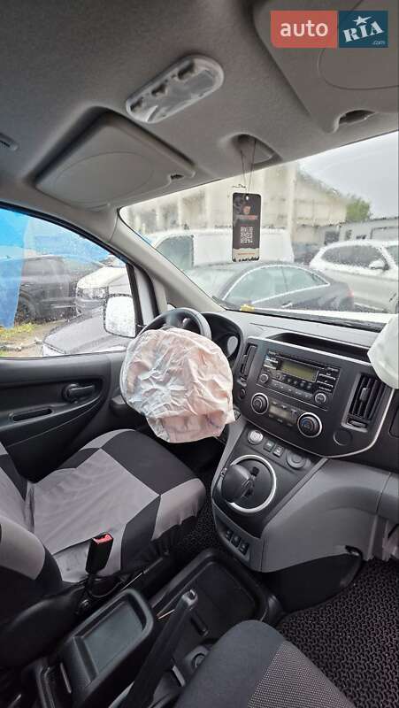 Грузовой фургон Nissan e-NV200 2016 в Львове фото 8 Грузовой фургон Nissan e-NV200 2016 в Львове