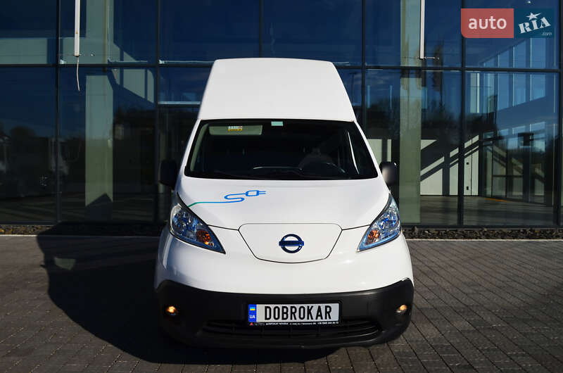 Грузовой фургон Nissan e-NV200 2018 в Львове