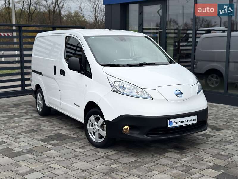 Nissan e-NV200 2020