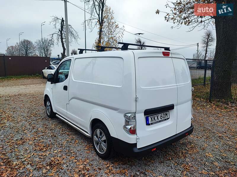 Грузовой фургон Nissan e-NV200 2019 в Виннице