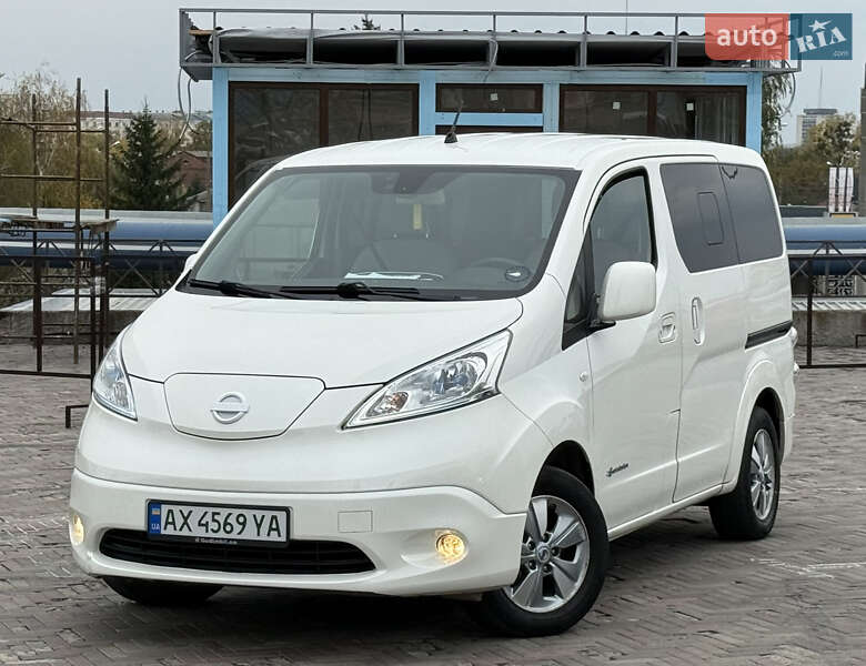 Nissan e-NV200 2015 Nissan e-NV200 2015
