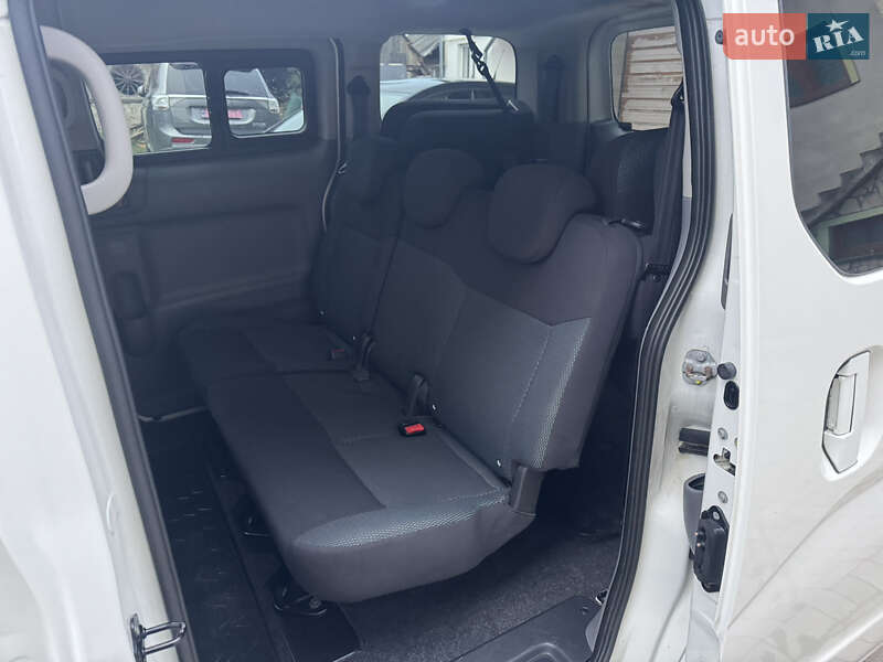 Минивэн Nissan e-NV200 2016 в Тернополе фото 21 Минивэн Nissan e-NV200 2016 в Тернополе