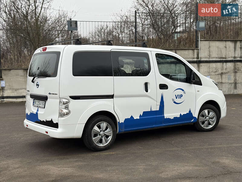 Минивэн Nissan e-NV200 2020 в Ровно