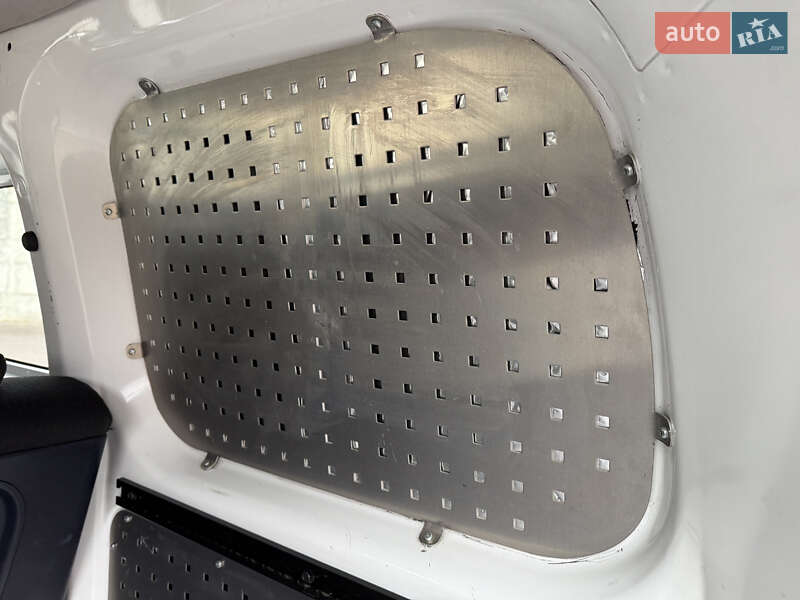 Минивэн Nissan e-NV200 2020 в Ровно