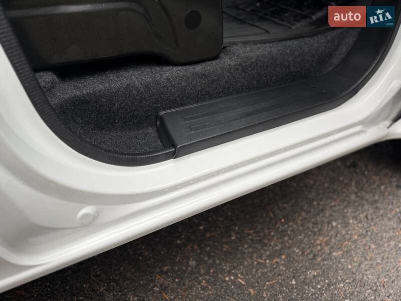 Грузовой фургон Nissan e-NV200 2021 в Виннице