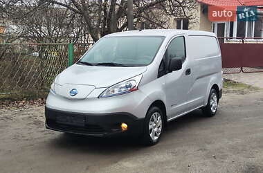 Грузовой фургон Nissan e-NV200 2019 в Новых Санжарах