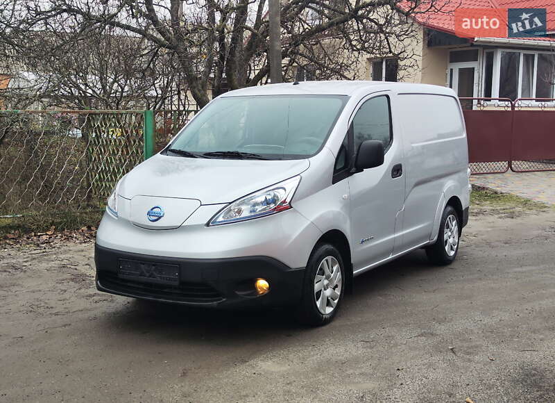 Nissan e-NV200 2019