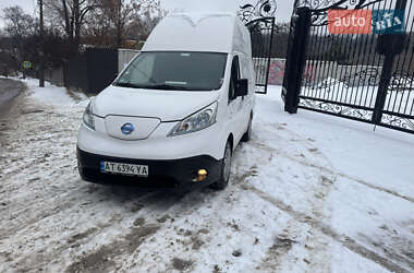 Грузовой фургон Nissan e-NV200 2018 в Киеве