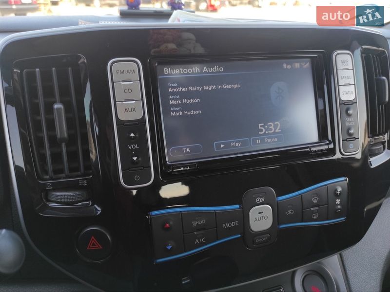 Минивэн Nissan e-NV200 2015 в Одессе