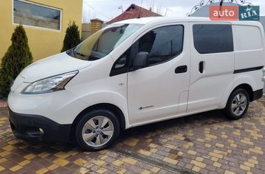 Грузовой фургон Nissan e-NV200 2018 в Умани