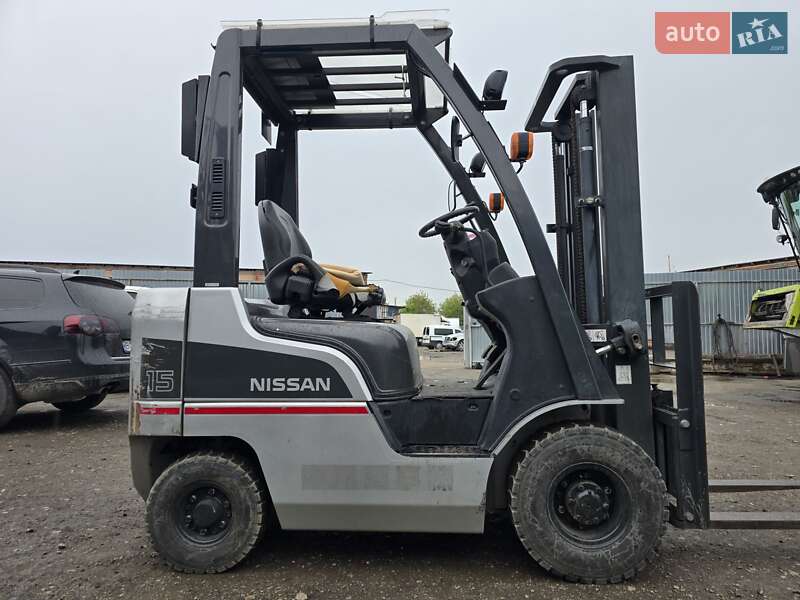 Nissan FG 2009