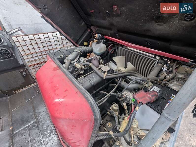 Вилочный погрузчик Nissan FG 2000 в Чернигове фото 7 Вилочный погрузчик Nissan FG 2000 в Чернигове