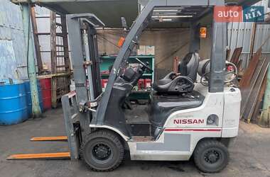 Вилочний навантажувач Nissan FG 2012 в Харкові
