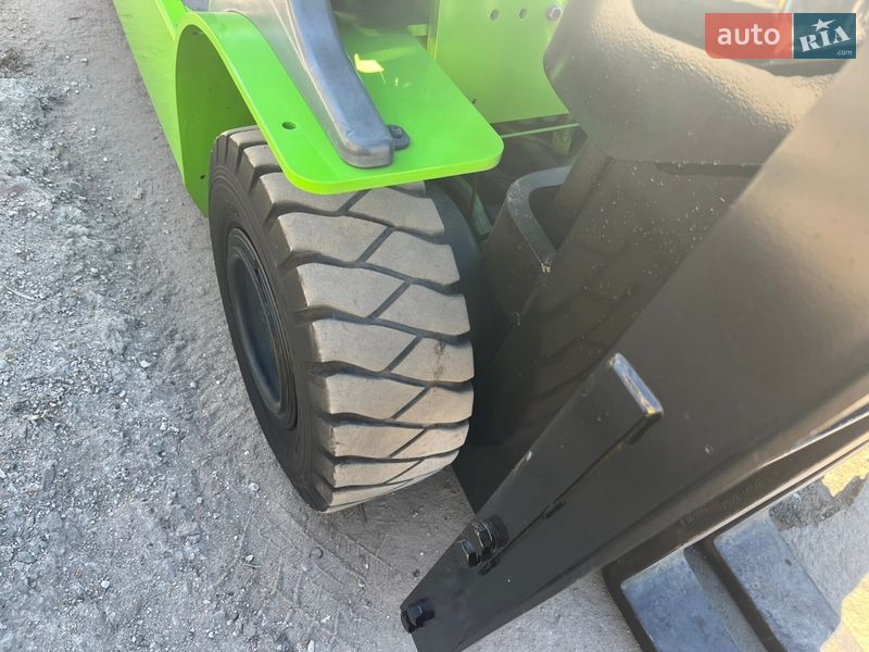 Вилочний навантажувач Nissan FG 2017 в Одесі