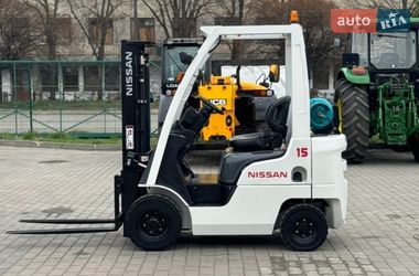 Вилочний навантажувач Nissan FG 2015 в Радомишлі