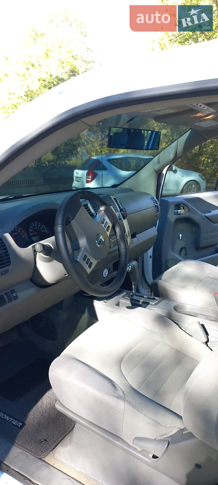 2017 Nissan Navara (Frontier) - мініатюра 8