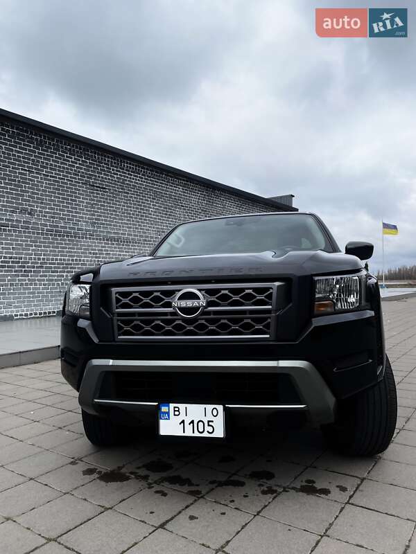Пікап Nissan Frontier 2023 в Світловодську