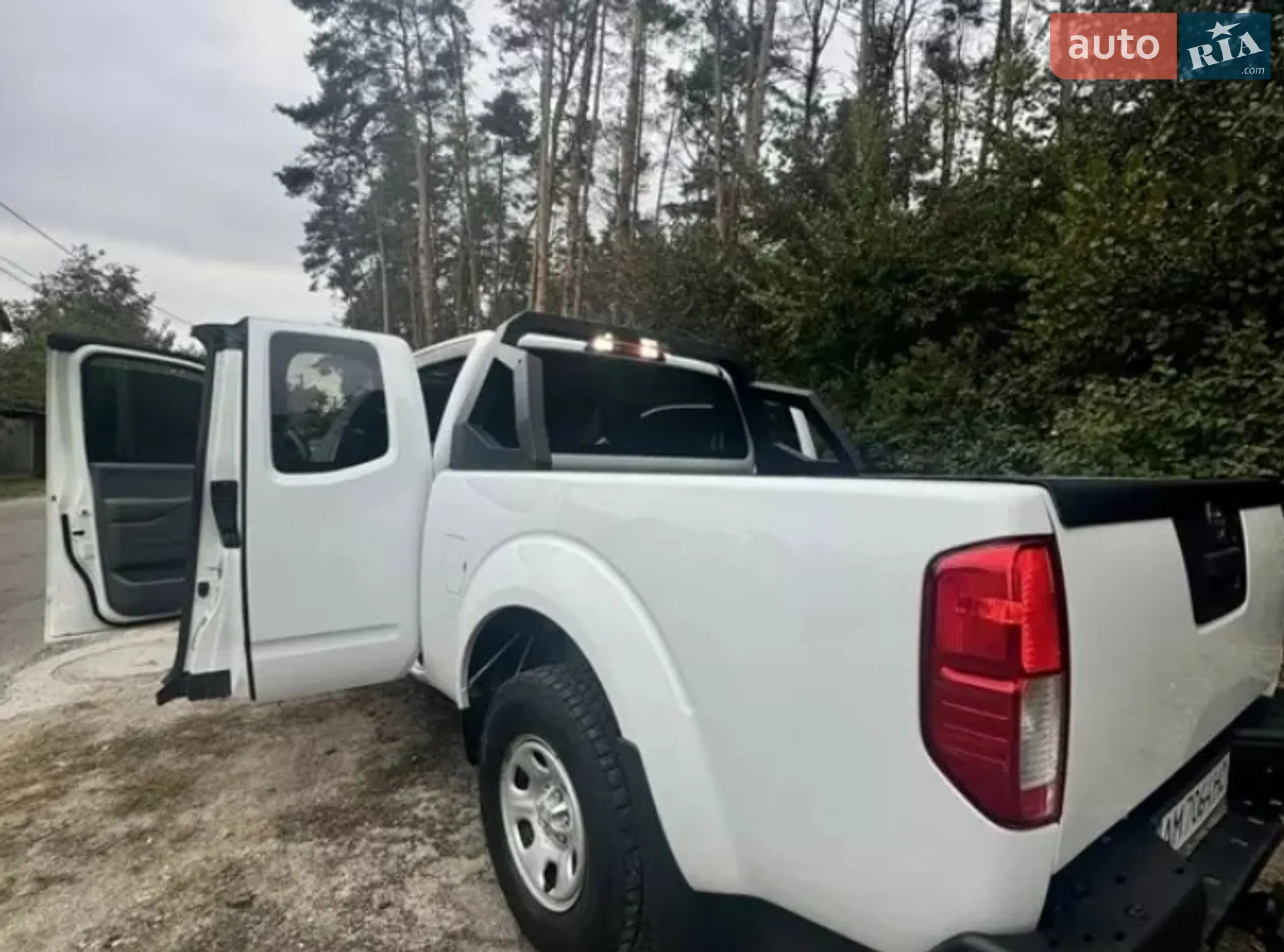 2017 Nissan Navara (Frontier) - мініатюра 3