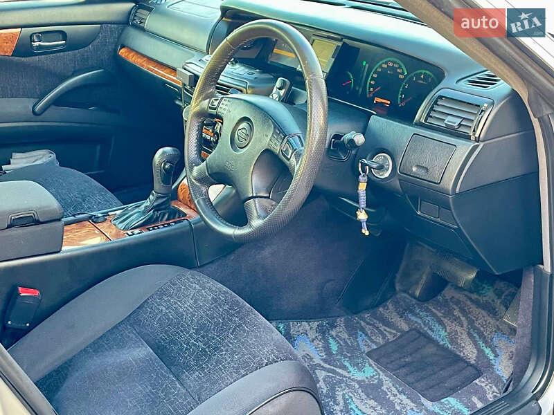 Седан Nissan Gloria 2001 в Одесі