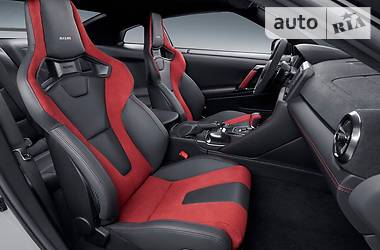 Купе Nissan GT-R 2019 в 